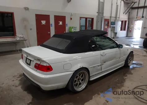2004 BMW 330 Ci z USA, uszkodzony, nr VIN WBABW53474PL47712